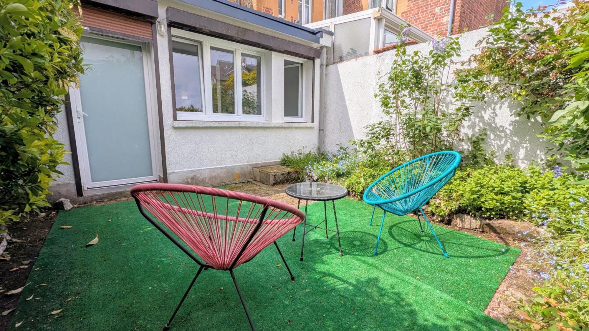 Stockholm- Studio Serenite Avec Jardin Charleville-Mézières Exterior foto
